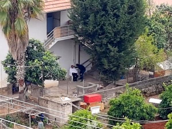 Antalya’da ‘merdiven altı’ tıraş